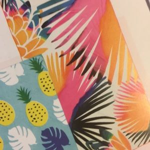 Fab Fit Fun Summer & Rose Beach Towel